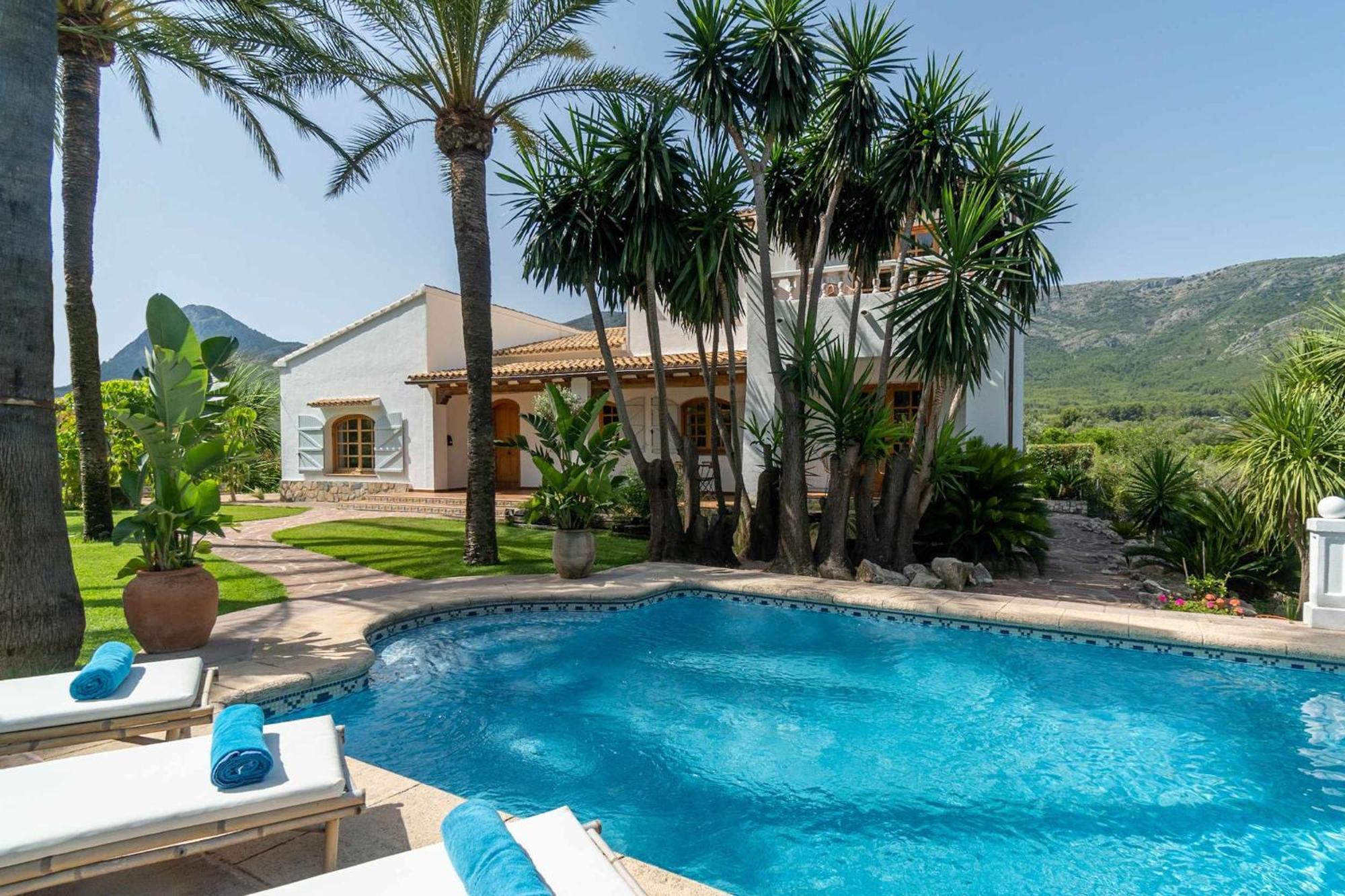 Villa Enri Villa Y Casita Con Piscina Y Jacuzzi 帕尔森特 外观 照片