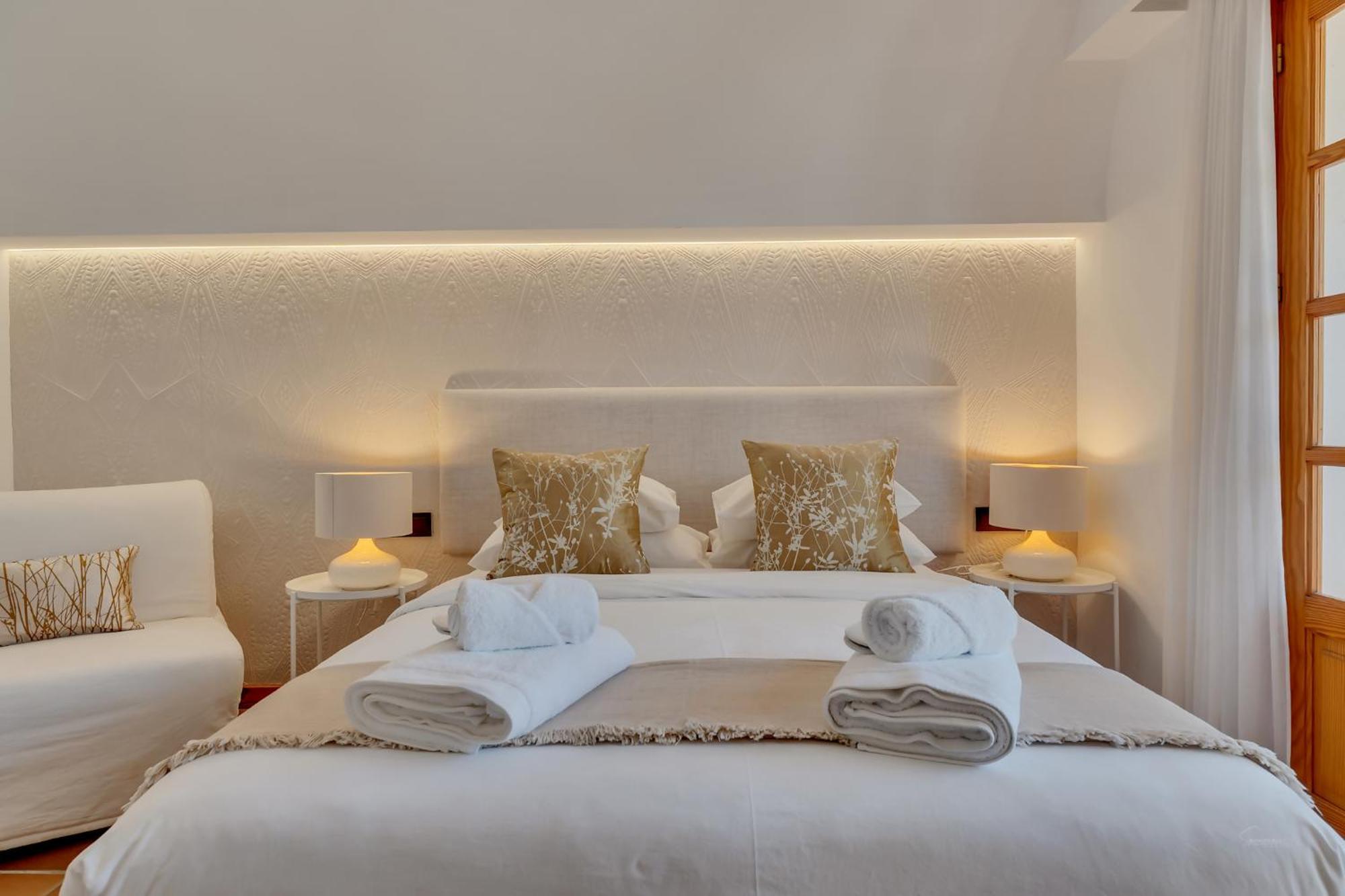 Villa Enri Villa Y Casita Con Piscina Y Jacuzzi 帕尔森特 外观 照片