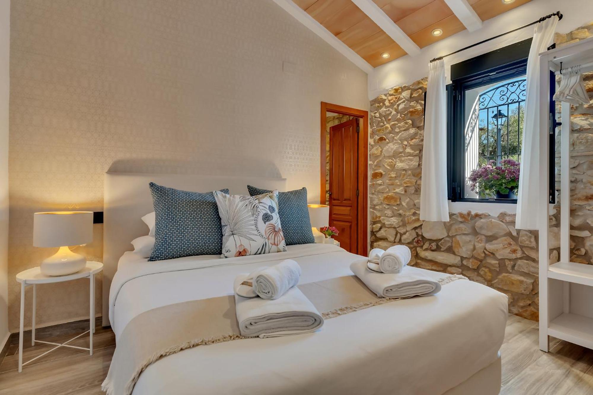 Villa Enri Villa Y Casita Con Piscina Y Jacuzzi 帕尔森特 外观 照片